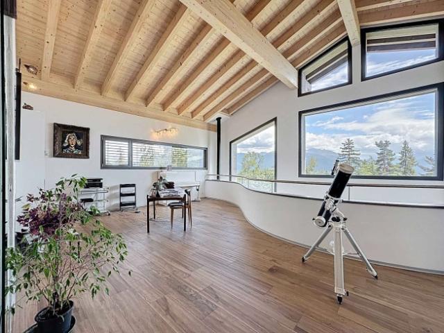 Außergewöhnliches Chalet auf 3 Ebenen mit Indoor Pool/Wellnessbereich