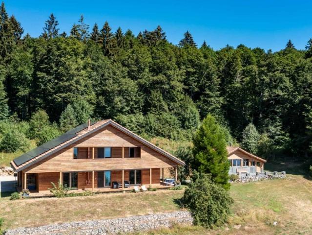 Außergewöhnliches Anwesen Zwei unabhängige Chalets