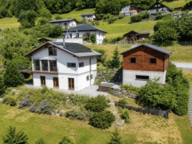 Außergewöhnliches Architektenhaus mit Panoramablick auf die Dents du Midi in Corbeyrier