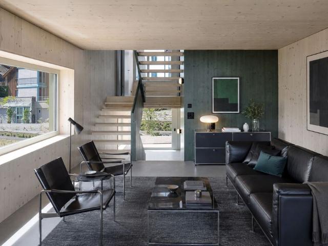 Aussergewöhnliches Design Reihenhaus an privilegierter Lage in Horgen