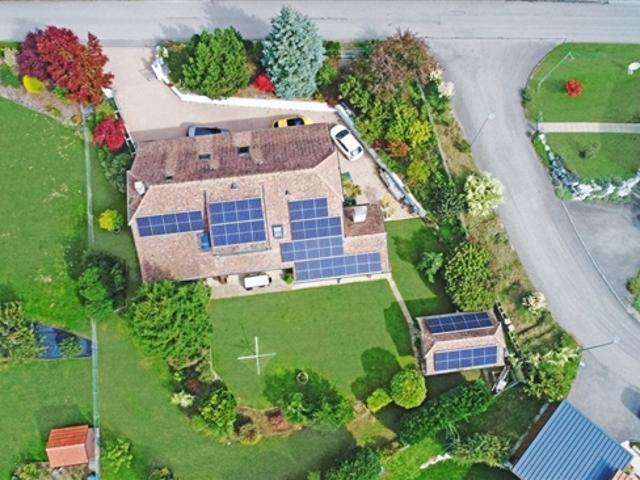Aussergewöhnliches Haus – Autonom, profitabel und mit Raffinesse renoviert, 20 Min. von Epalinges entfernt