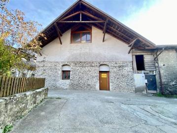 Außergewöhnliches 7,5 Zimmer Haus zur Renovierung in Saint Pierre de Clage