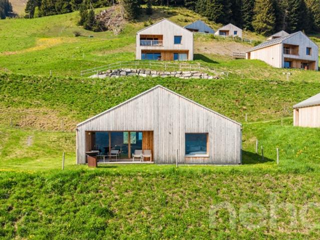 Außergewöhnliches Panorama – Architektenchalet mitten in der Natur