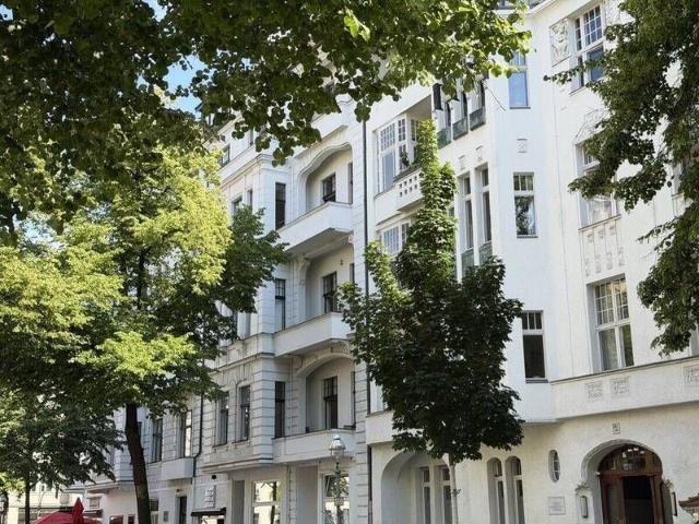 Außergewöhnliches Wohnen über den Dächern der Stadt *große Sonnenterrasse*2 Bäder*Sauna