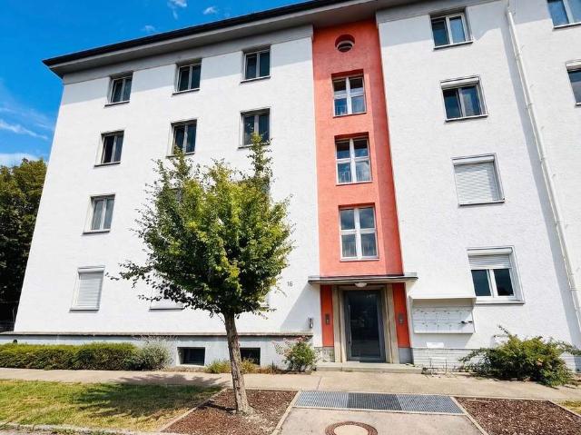 ÄUSSERST GEPFLEGTE 3 ZIMMER WOHNUNG MIT HOCHWERTIGER EBK UND BALKON IN DILLINGEN A. D. DONAU
