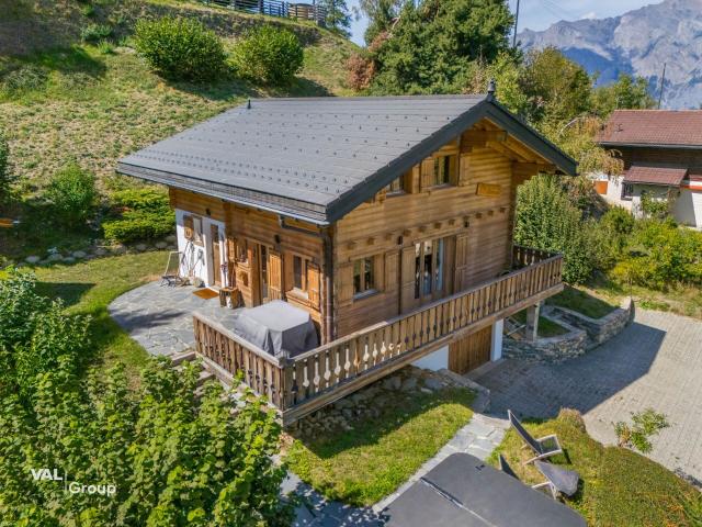 Aussicht, Komfort und Wohlbefinden Hervorragend eingerichtetes Chalet in La Tzoumaz