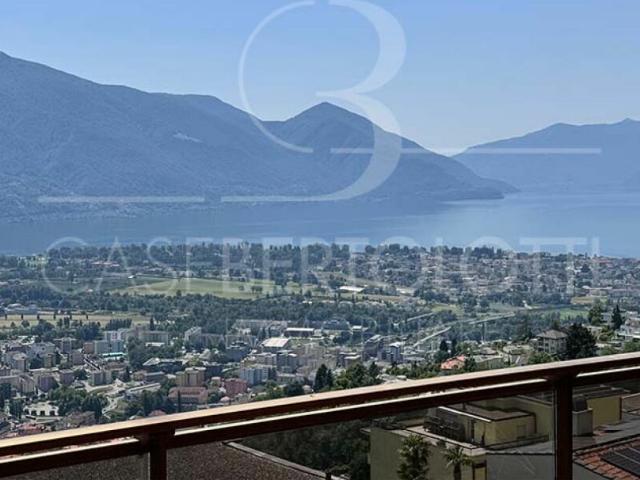 Aussicht. Ruhe. Lago Maggiore