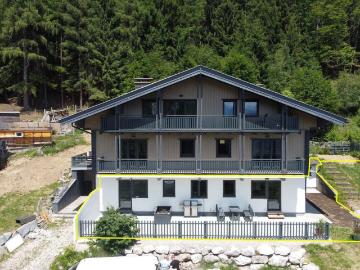 Aussichtslage am Kronberg: 100m² Erdgeschoßwohnung mit großer Terrasse und Gartenanteil. Zweitwohnsitz möglich!