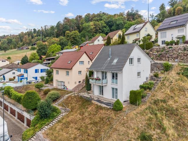 Aussichtsreiches Familienparadies am Sonnenhang