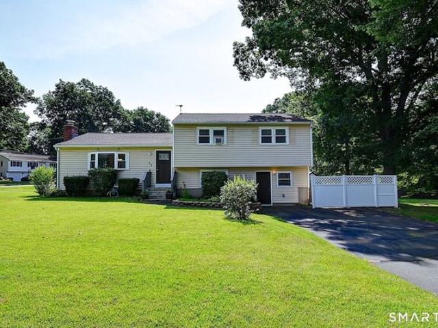 Autumn Dr, Southington, Home For Sale