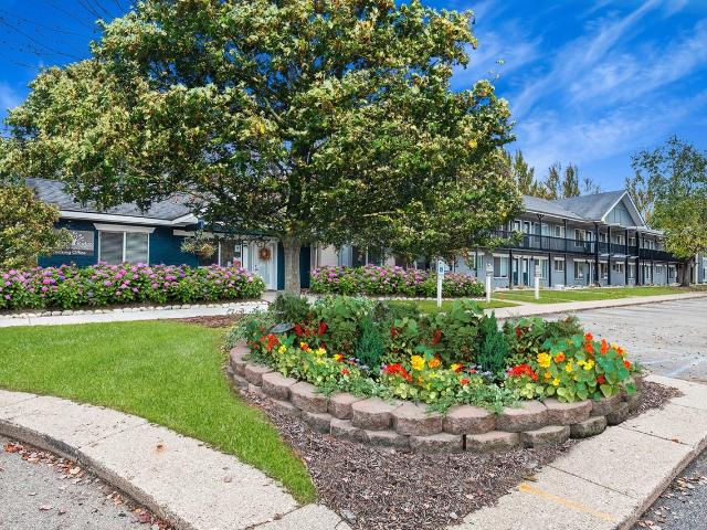 Autumn Ridge Apartment Homes Studio Apartment for Rent at 3902 Mayfield Ave Ne, Grand Rapids, MI 49525