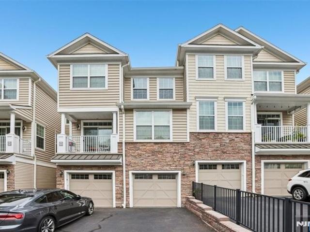 Autumn Way Unit,montvale, Home For Sale