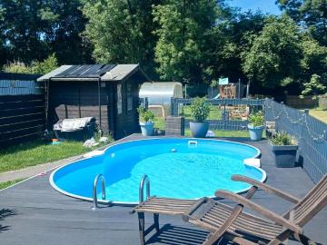 Autarke Doppelhaushälfte mit Wp,PV,2*BKW mit Speicher und Pool