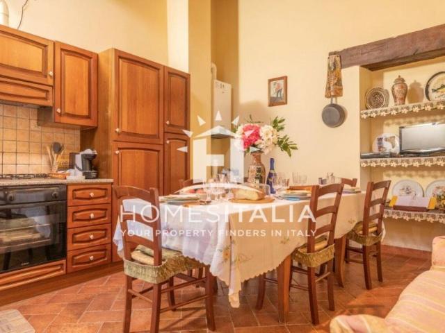 Autentico casale toscano con piscina, giardino e vista panor. m² Radicofani