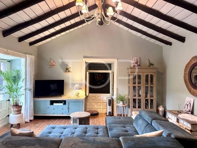 Auténtica casa canaria con amplio jardín privado en un entor. 107m² San Miguel de Abona