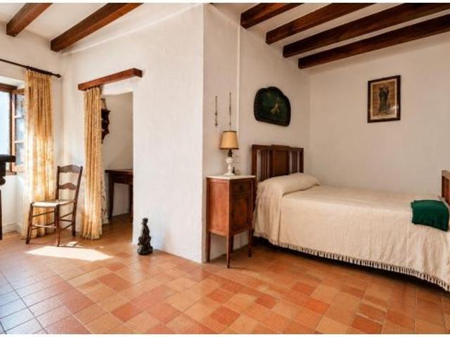 AUTÉNTICA CASA MALLORQUINA CON TERRAZA PRIVADA EN CAIMARI