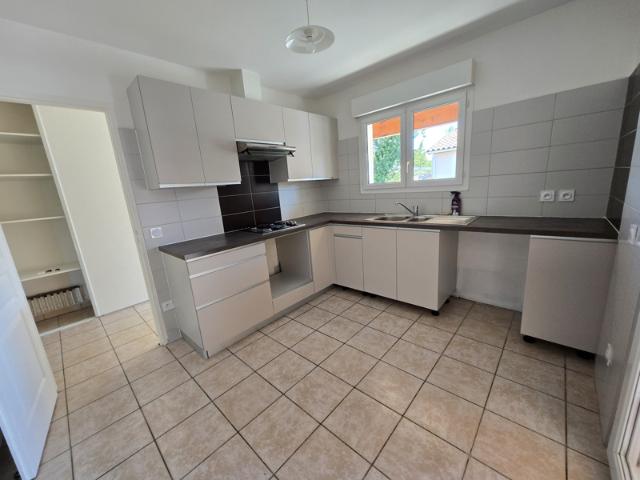 AUTERIVE Maison 4 pièces 100 m2
