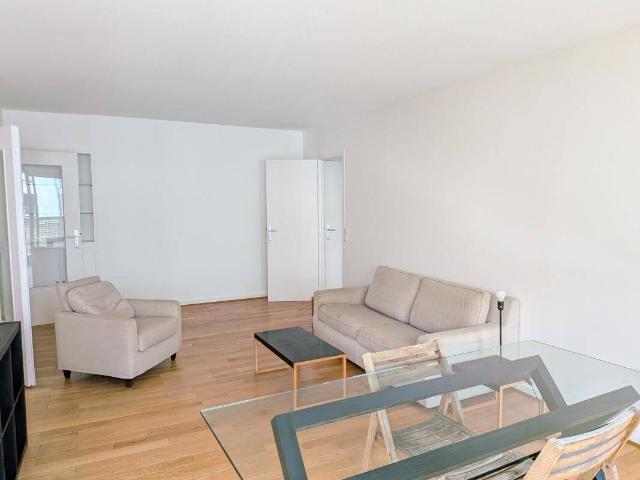 AUTEUIL APPARTEMENT DEUX PIECES REFAIT A NEUF TERRASSE E