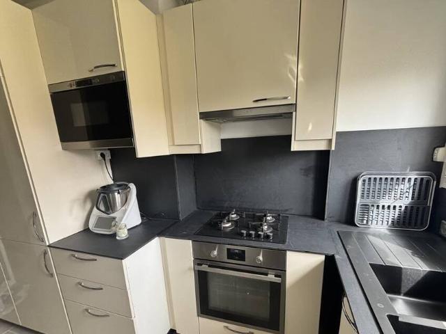 AUTEUIL APPARTEMENT FAMILIAL NON MEUBLE