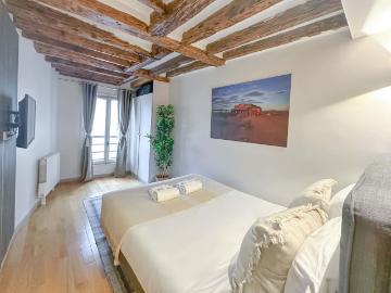 Authentic Flat near Luxembourg Garden