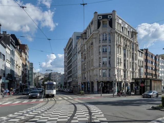 Authentiek 2 slaapkamer appartement op toplocatie