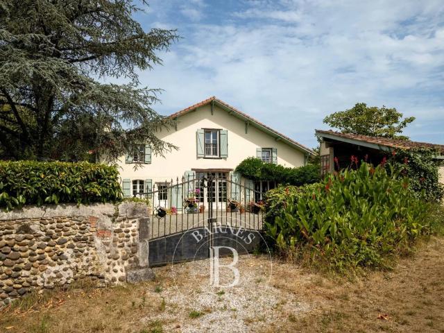 Authentique Ferme Landaise Du Xixᵉ Siecle Avec Piscine, Depe. 287m² Amou