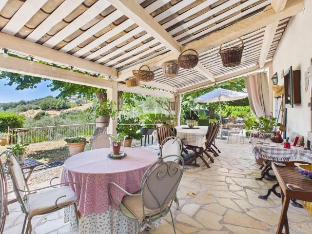 Authentique Longère à 200 m du village Tanneron 161m² Tanneron