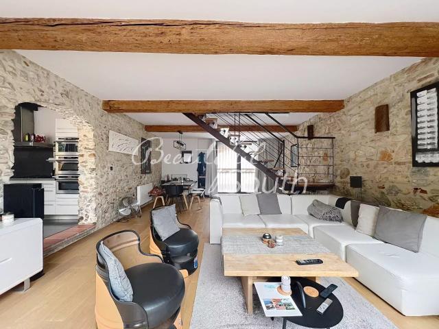 Authentique Maison De Caractere Renovee Avec Gout, Torreille. 162m² Torreilles