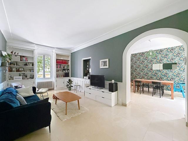 Authentique Maison de Maître de 175m² avec jardin et bassin. 0m² Avignon