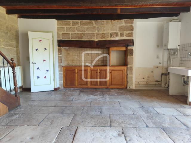 Authentique maison en pierre au coeur d'un charmant hameau