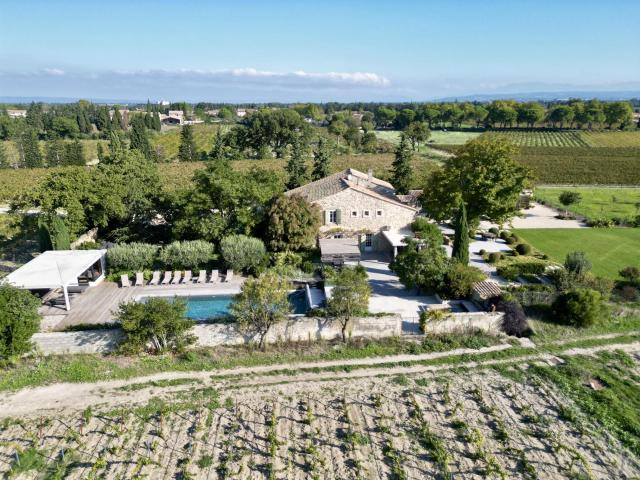 Authentique Mas provençal au coeur des vignes 363m² Rasteau
