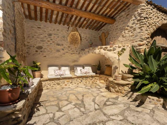 Authentique propriété de charme en Provence 467m² Les Mées