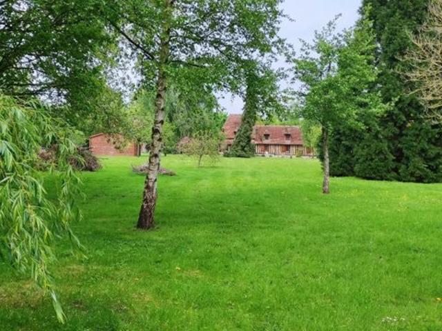 Authentique propriété normande avec maison d’amis proche Cambremer