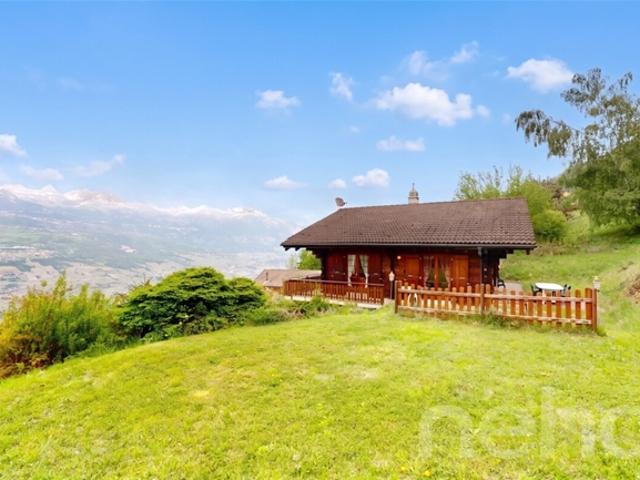 Authentische Blockhütte mit atemberaubender Aussicht