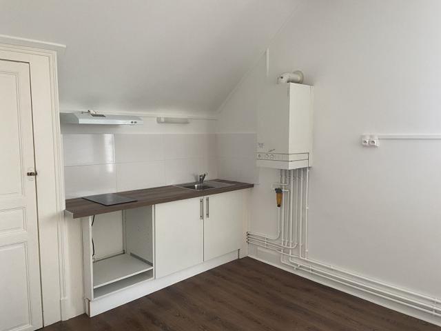 auxerre appartement f1 proche commerces et iut
