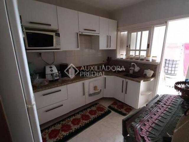 Auxiliadora Predial Agência Montenegro vende apartamento no coração da timbaúva com 03 dormitórios