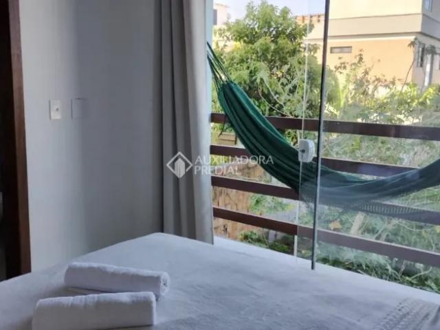 Auxiliadora Predial aluga, casa geminada, situada no Campeche