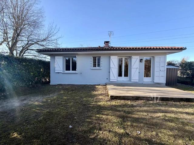 Auzeville Tolosane, villa de plain pied avec 3 chambres et jardin