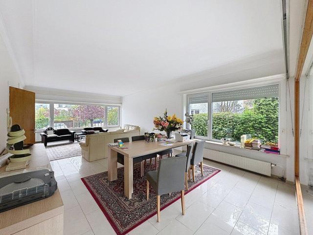 Av Tervuren! 4 FACADE VILLA 5 BEDROOMS SEMI FURNISHED + GARD