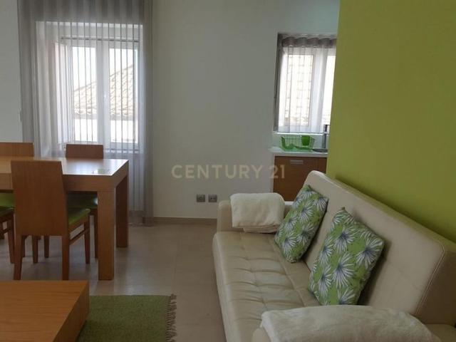 Av. Vieira Guimarães 43, 2450 110 Nazaré, Portugal, Nazaré, Leiria 2450 110