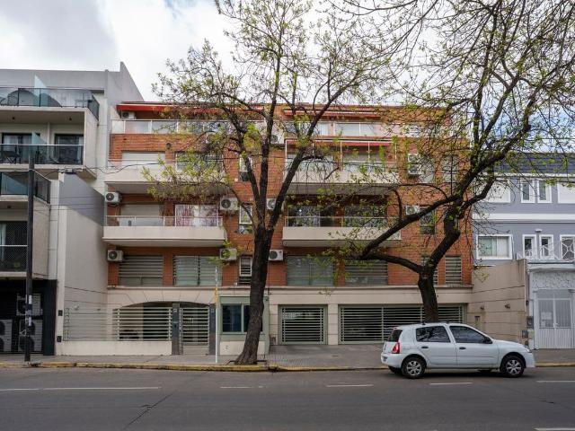 Av. Crisólogo Larralde y Arcos