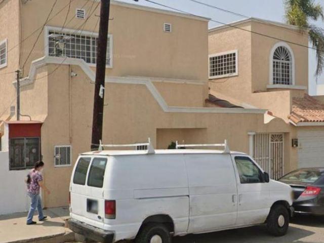 Av. Ensenada 2391, Col. Madero Cacho, 22040 Tijuana, B.C. N329