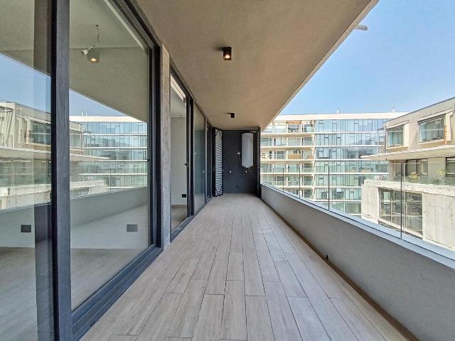 Av. Las Condes 10557 1 Est /1 Bod [2645 4]