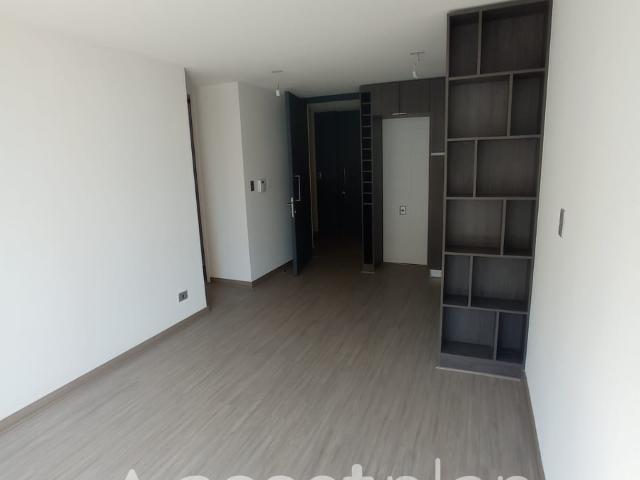 Av. Manuel Montt 251 1 Est /1 Bod