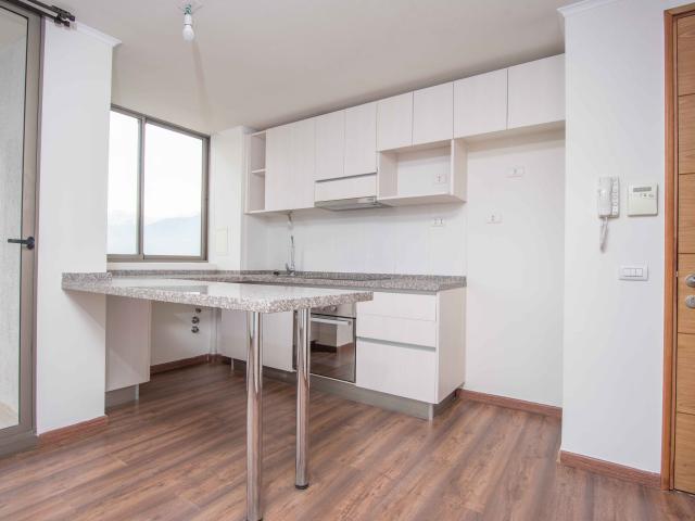 Av. Quilín 123 1 Est /1 Bod