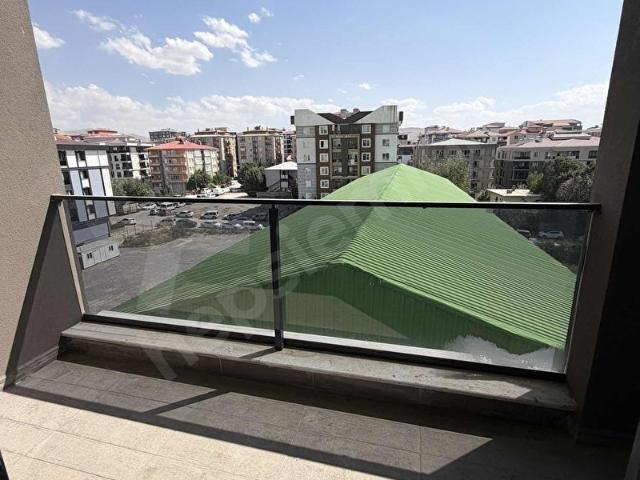 AVM CİVARI SATILIK LÜKS DAİRE