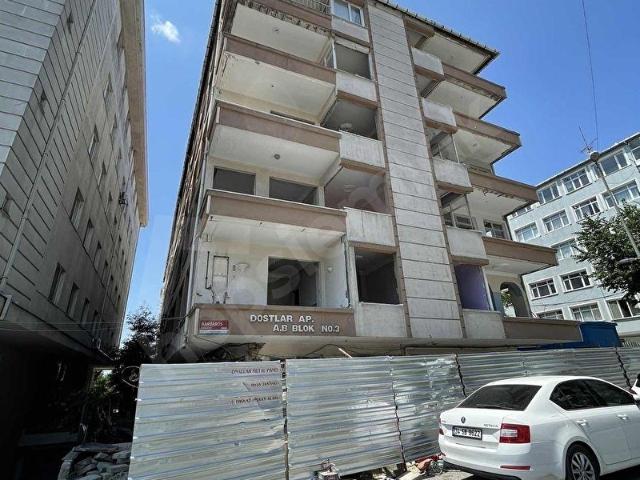 AVM Metrobüs Dibinde Fırsat