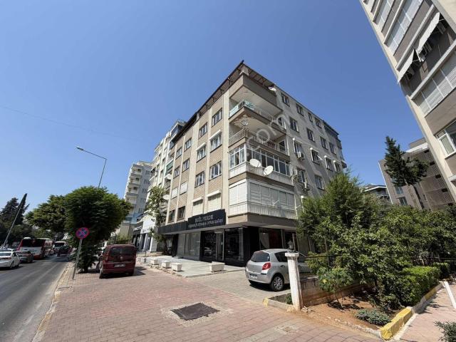 Avni Tolunay Caddesinde 5+1 | 220 M² Net | 2 Teras Dubleks