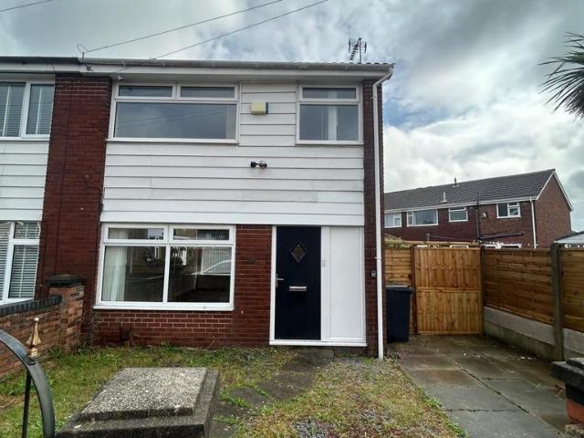 Avon Close, Kirkby L33 3 bed semi detached house to rent £950 pcm £219 pw