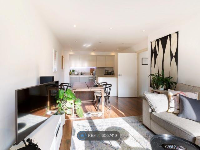 Avon House, London SW18, 2 bed flat to rent, £2,600 pcm | PrimeLocation